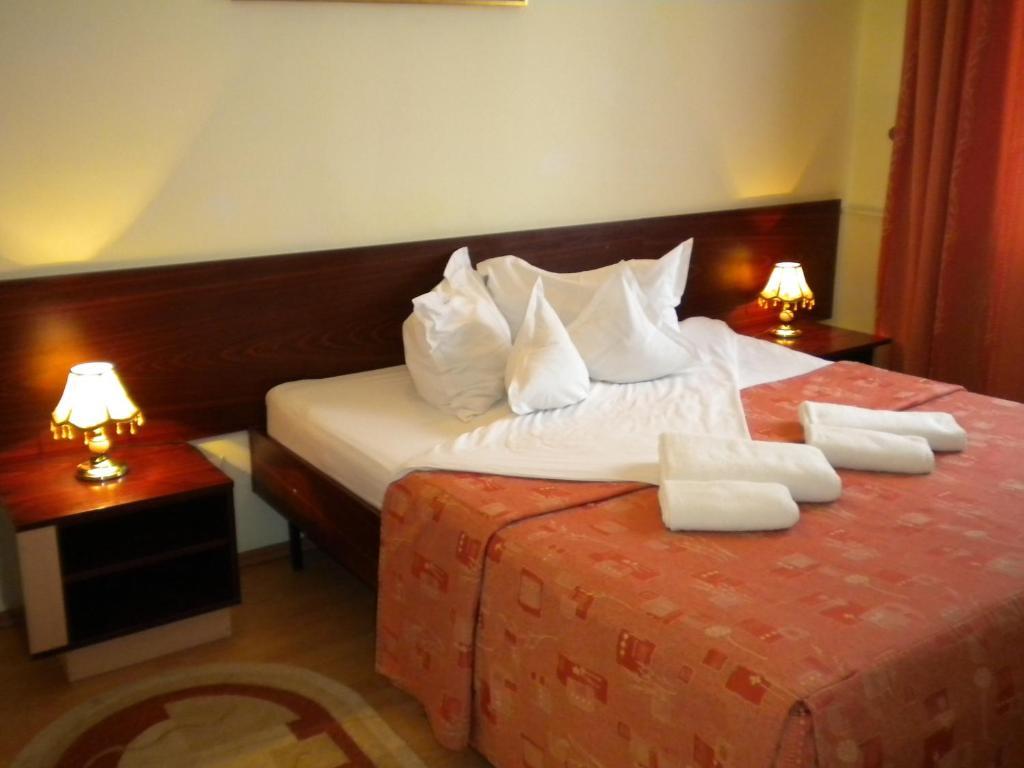 Hotel Decebal Braşov Dış mekan fotoğraf
