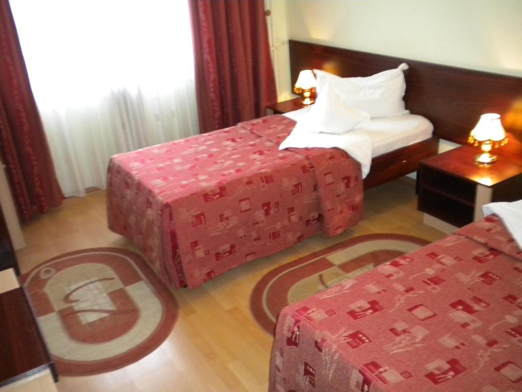 Hotel Decebal Braşov Dış mekan fotoğraf