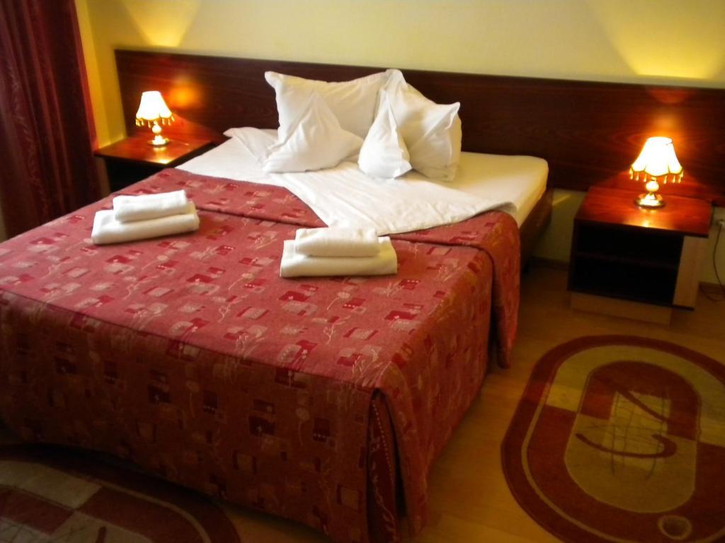 Hotel Decebal Braşov Dış mekan fotoğraf